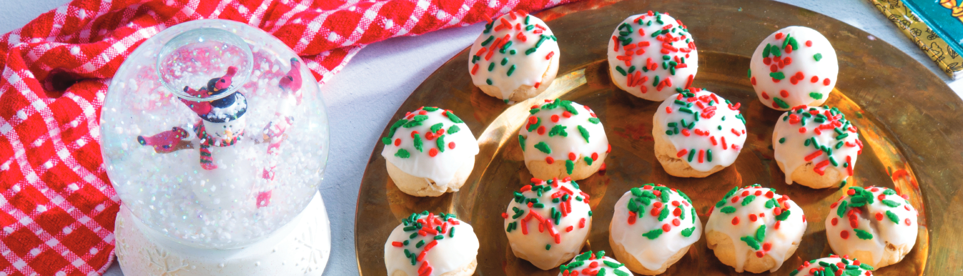 snow globe and cookies